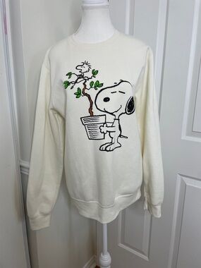 Peanuts Snoopy Bonsai Tree Gardening Sweater S